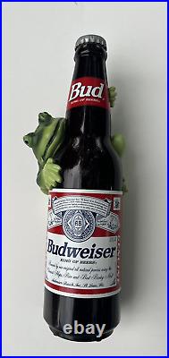 BUDWEISER BULLFROG on a BEER BOTTLE Tap Handle Frog ST. LOUIS, MISSOURI 1995 VTG