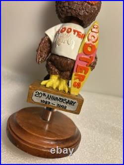 DELUXE HOOTERS OWL 20TH ANNIVERSARY BOBBLEHEAD Draft beer tap handle. FLORIDA