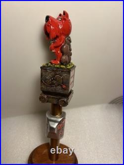 DENALI BREWING RED DOG SALOON RED DOG GOLD MINER draft beer tap handle. ALASKA