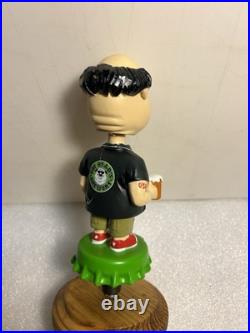 FAT HEAD BREWING FAT HEAD WITH A BEER ON A BOTTLECAP draft beer tap handle. OHIO