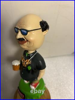 FAT HEAD BREWING FAT HEAD WITH A BEER ON A BOTTLECAP draft beer tap handle. OHIO