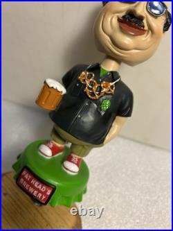 FAT HEAD BREWING FAT HEAD WITH A BEER ON A BOTTLECAP draft beer tap handle. OHIO