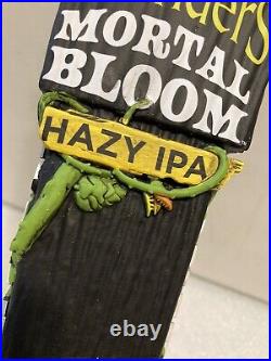 FOUNDERS MORTAL BLOOM HAZY IPA WICKED GARDEN Draft beer tap handle. MICHIGAN FOUNDERS MORTAL BLOOM HAZY IPA WICKED GARDEN Draft beer tap handle. MICHIGAN