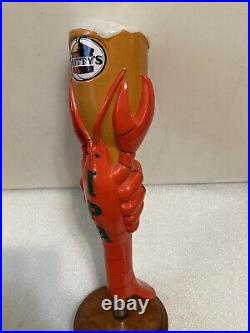 GRITTYS IPA FRESH MAINE LOBSTER DRINKING A BEER draft beer tap handle. MAINE