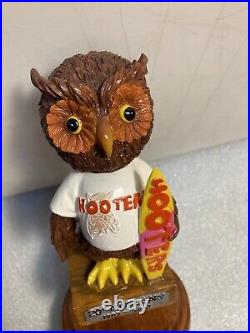 HOOTERS COLORED OWL 20TH ANNIVERSARY BOBBLEHEAD Draft beer tap handle. FLORIDA