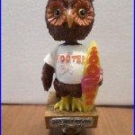 Hooters Owl Colorful Double Decade 8 Draft Beer Keg Tap Handle