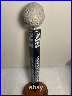 MAUMEE BAY BREWING TOTAL ECLIPSE BREAKFAST STOUT LUNAR draft tap handle. OHIO