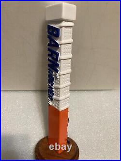 OYSTER BAY BARN ROCKER HOCKEY STICK & PLAYER draft beer tap handle. NEW YORK