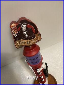 REBEL KETTLE WORKING GLASS HERO BLONDE ALE beer tap handle. ARKANSAS. Closed REBEL KETTLE WORKING GLASS HERO BLONDE ALE beer tap handle. ARKANSAS. Closed