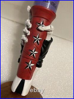 REBEL KETTLE WORKING GLASS HERO BLONDE ALE beer tap handle. ARKANSAS. Closed REBEL KETTLE WORKING GLASS HERO BLONDE ALE beer tap handle. ARKANSAS. Closed