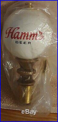 Rare Find Vintage Hamm's Beer Wooden Handle Ceramic Ball Tap Handle NIP