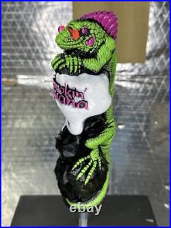 Rare First Edition Smokin' Iguana CHILL RAZ Beer Tap Handle Nashua NH New In Box