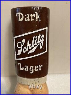 SCHLITZ DARK LAGER POINTED FINGER draft beer tap handle. WISCONSIN