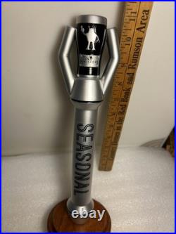 TIN WHISKERS SEASONAL TIN WHISKERS ROBOT draft beer tap handle. MINNESOTA