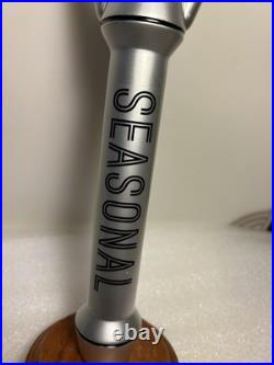 TIN WHISKERS SEASONAL TIN WHISKERS ROBOT draft beer tap handle. MINNESOTA