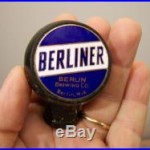 VINTAGE BERLINER BERLIN WIS BEER TAP HANDLE KNOB BALL BAKELITE COMP PORCELAIN