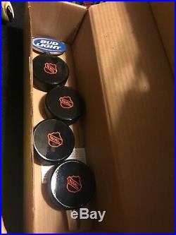 Very Rare new in box Bud Light Hockey puck NHL Tap Handle NIB beer sports bar
